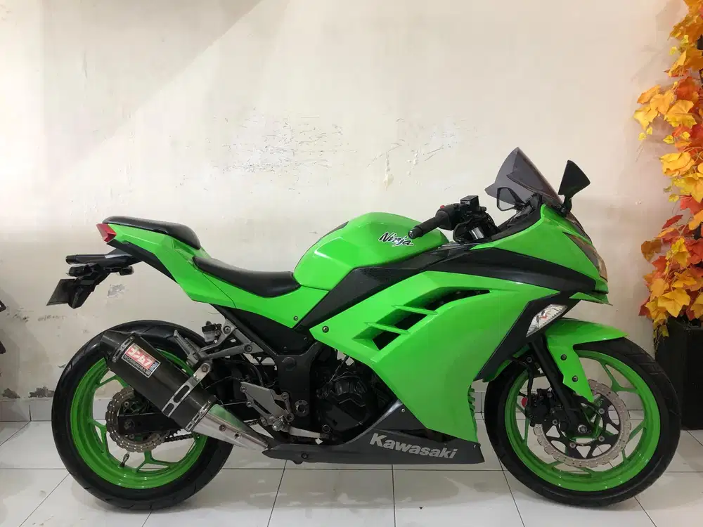 Kawasaki Ninja Fi Th.2013 hijau!!