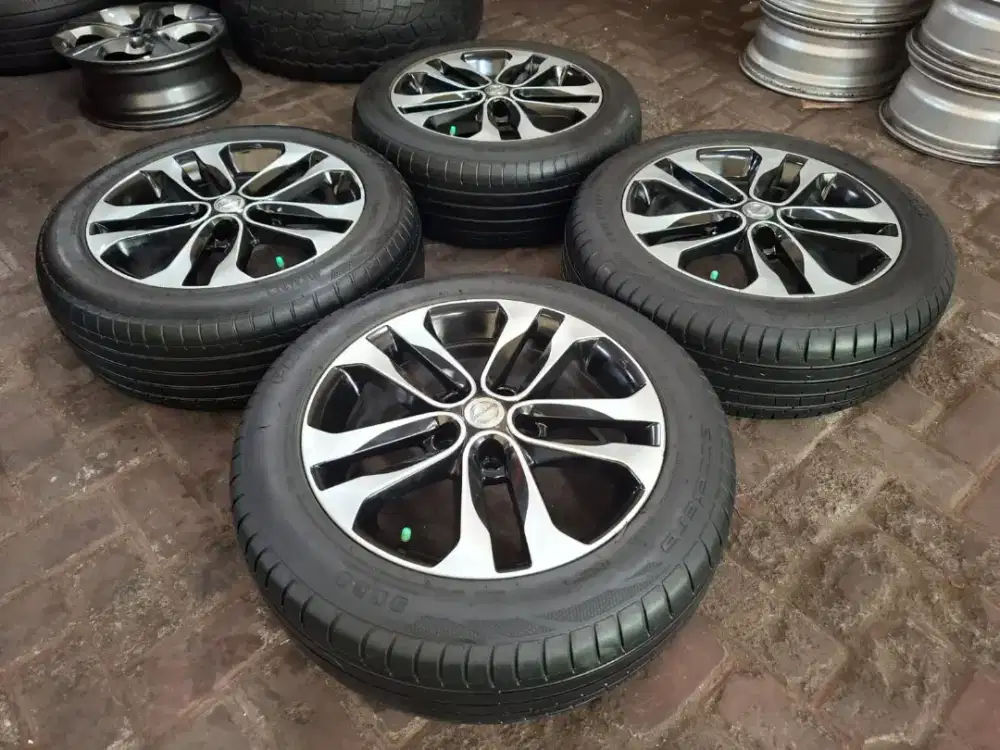 Velg Ban 90% Ori Juke R17 Xtrail Livina Serena Xpander Outlander Inova