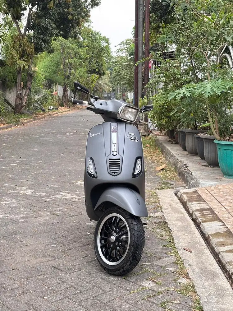 DIJUAL PIAGGIO VESPA S 150 3vie GOOD LOOKING