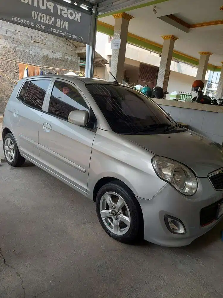 Kia Picanto 2010 Bensin