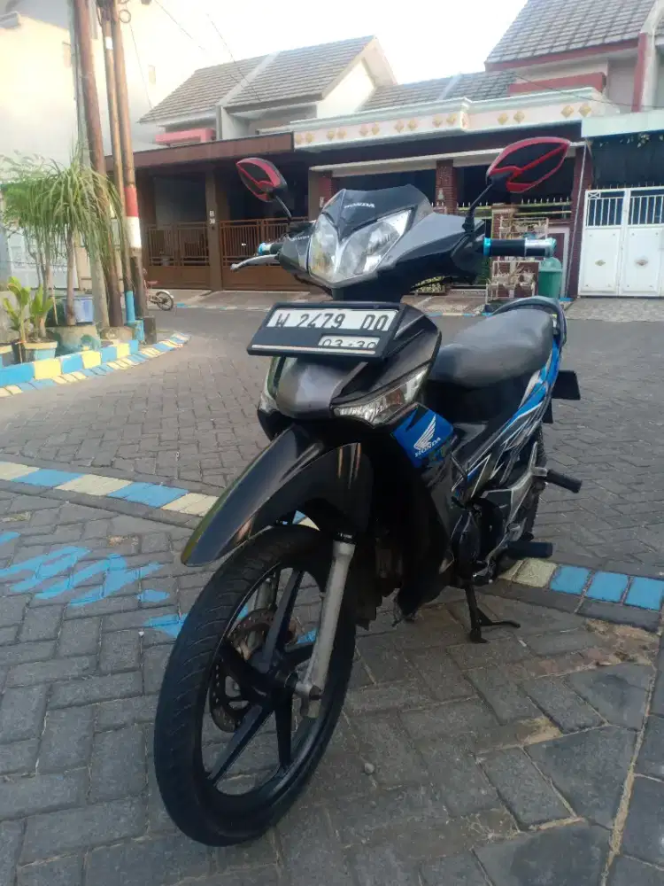Honda  2010 unit sangat bagus,PJK hidup dan surat lengkap.