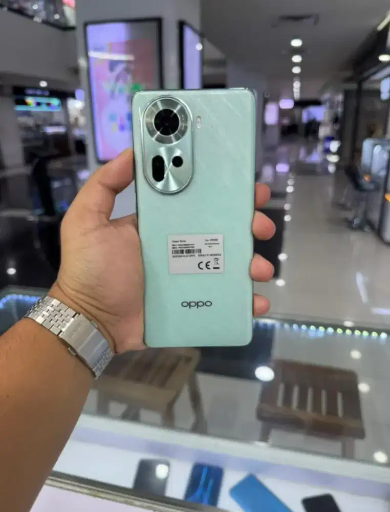 Oppo reno 11 5G 8/256 istimewa