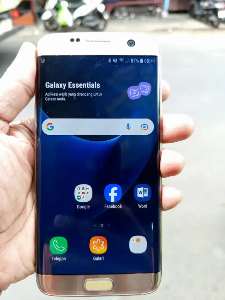 Jual HP samsung S7 edge no minus kinclong lokasi pulogadung Jaktim
