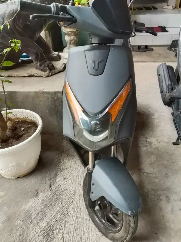 Jual Uwinfly D75