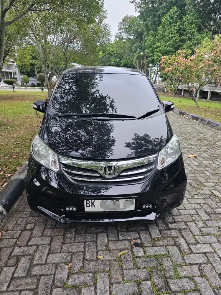 Honda Freed PSD 2012