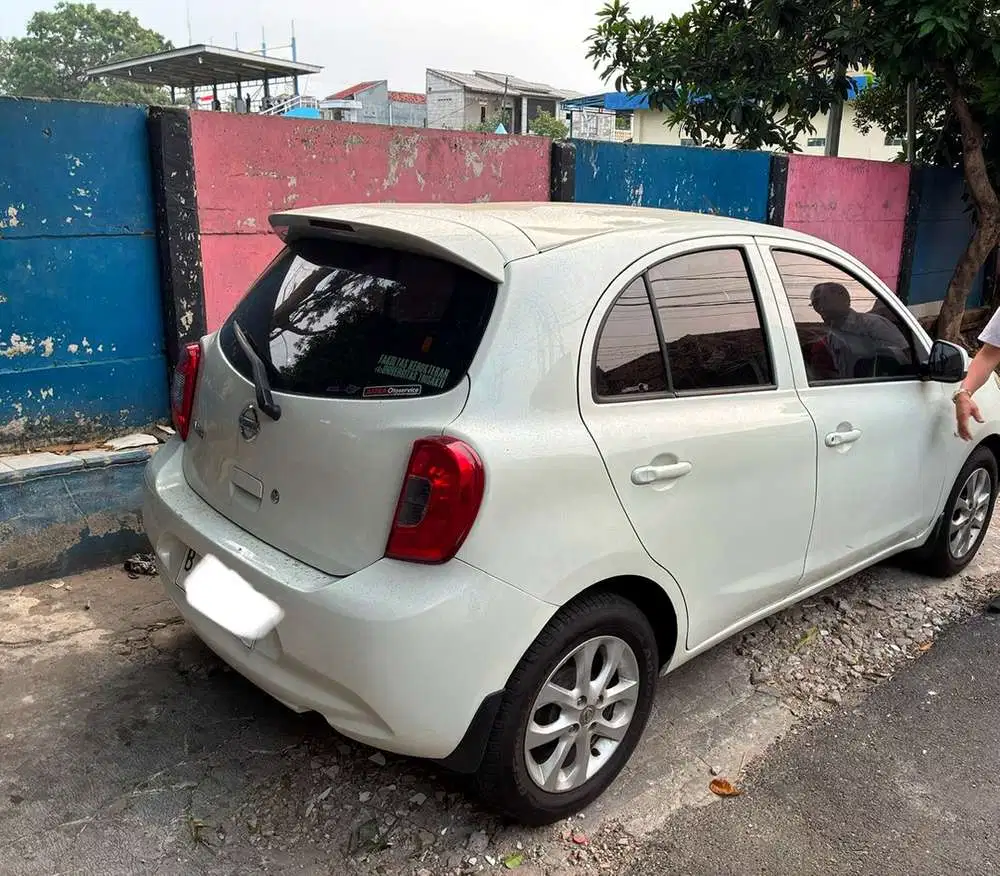 Nissan March 2015 Bensin