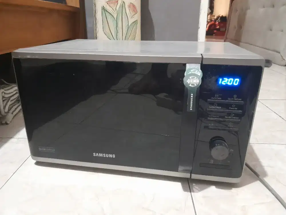 Microwave Oven Samsung tipe Quick Defrost kondisi masih bagus