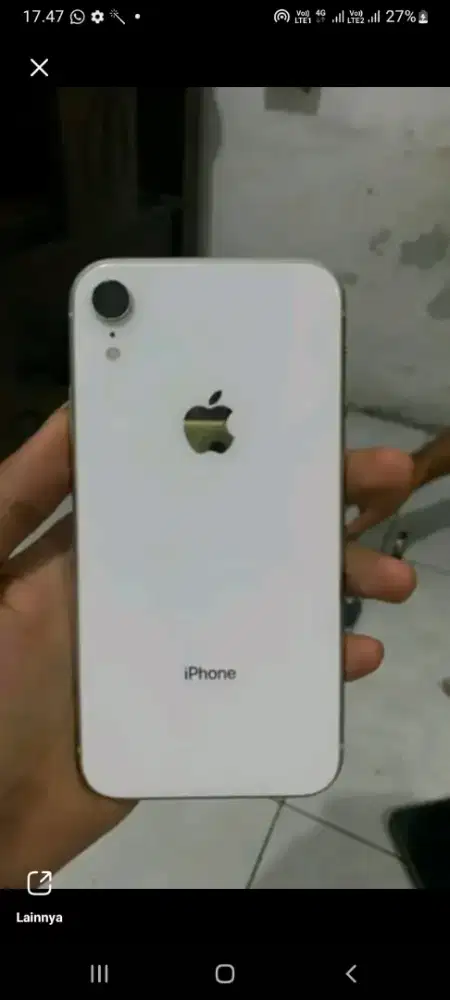 Saya menjual iphone xr