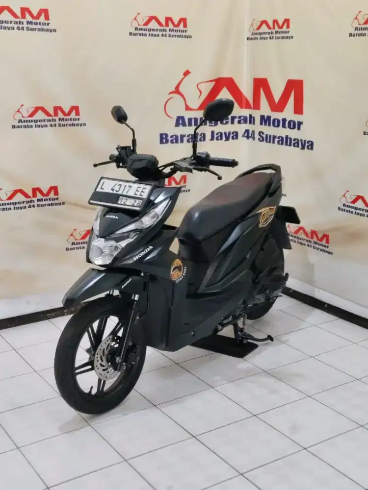 Ready Honda Beat Street Tahun 2018 warna Hitam