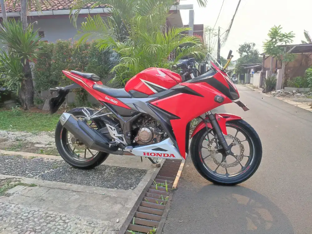 HONDA CBR 150R / CBR FACELIFT TAHUN 2018