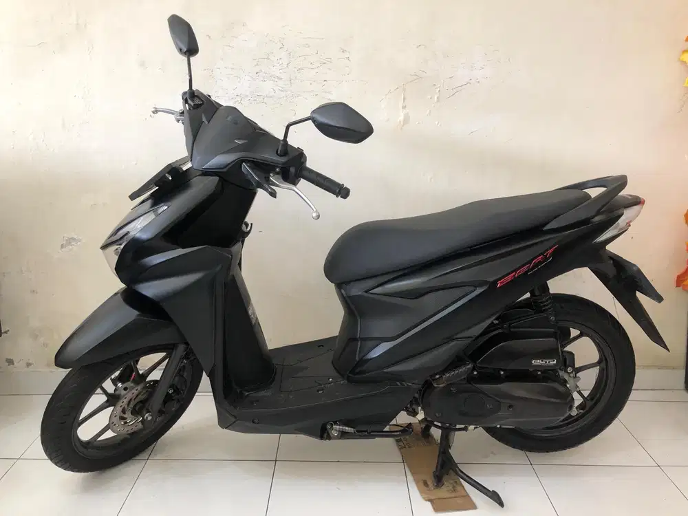 Honda Beat  Deluxe Smartkey Th.2025 hitam!!