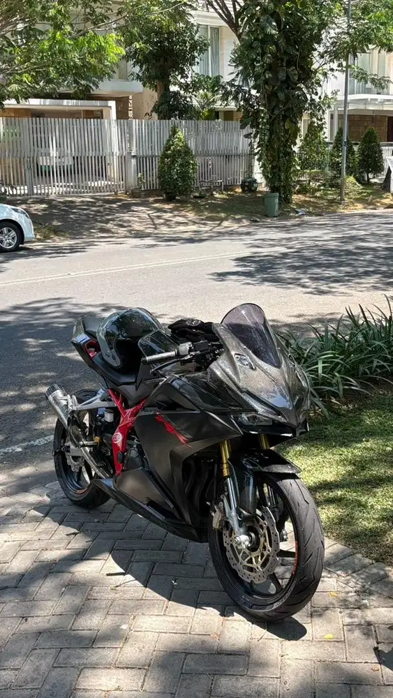 Honda CBR250RR 2019 Low KM