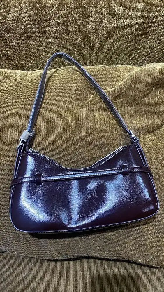 Tas warna maroon brand Jims Honey
