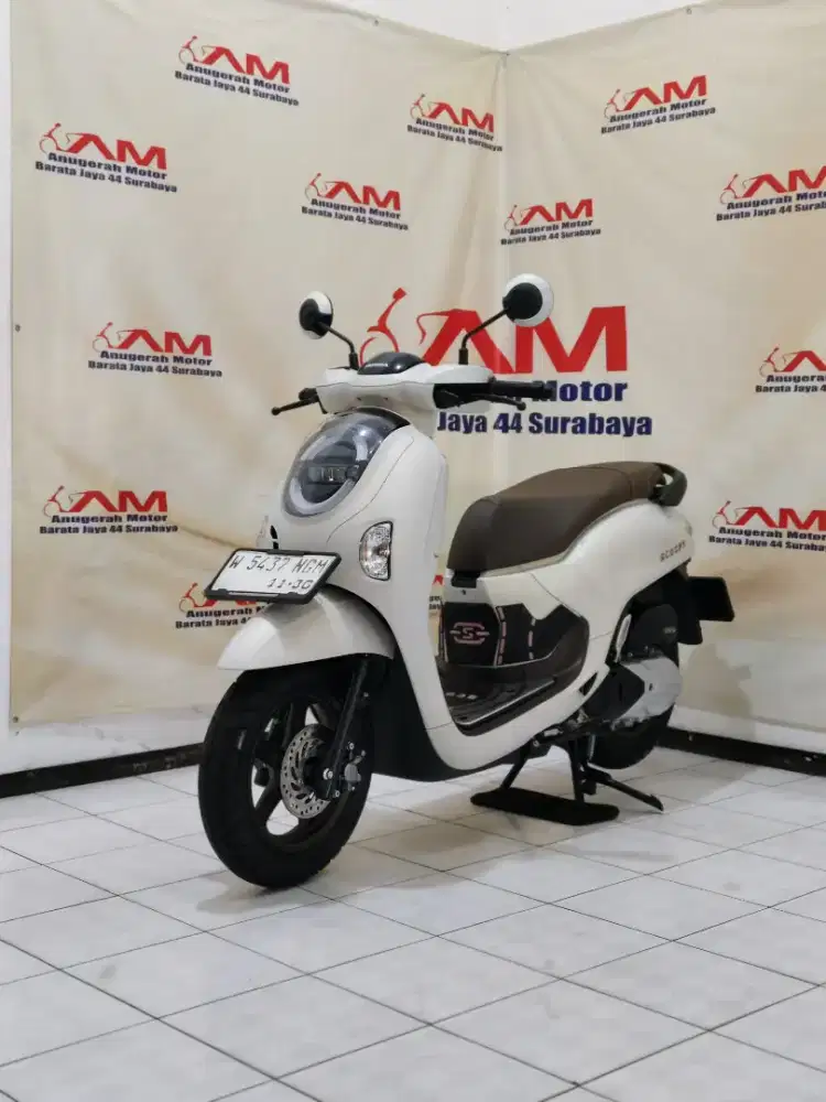 Am barata Honda New Scoopy Prestige Tahun 2025 warna Putih