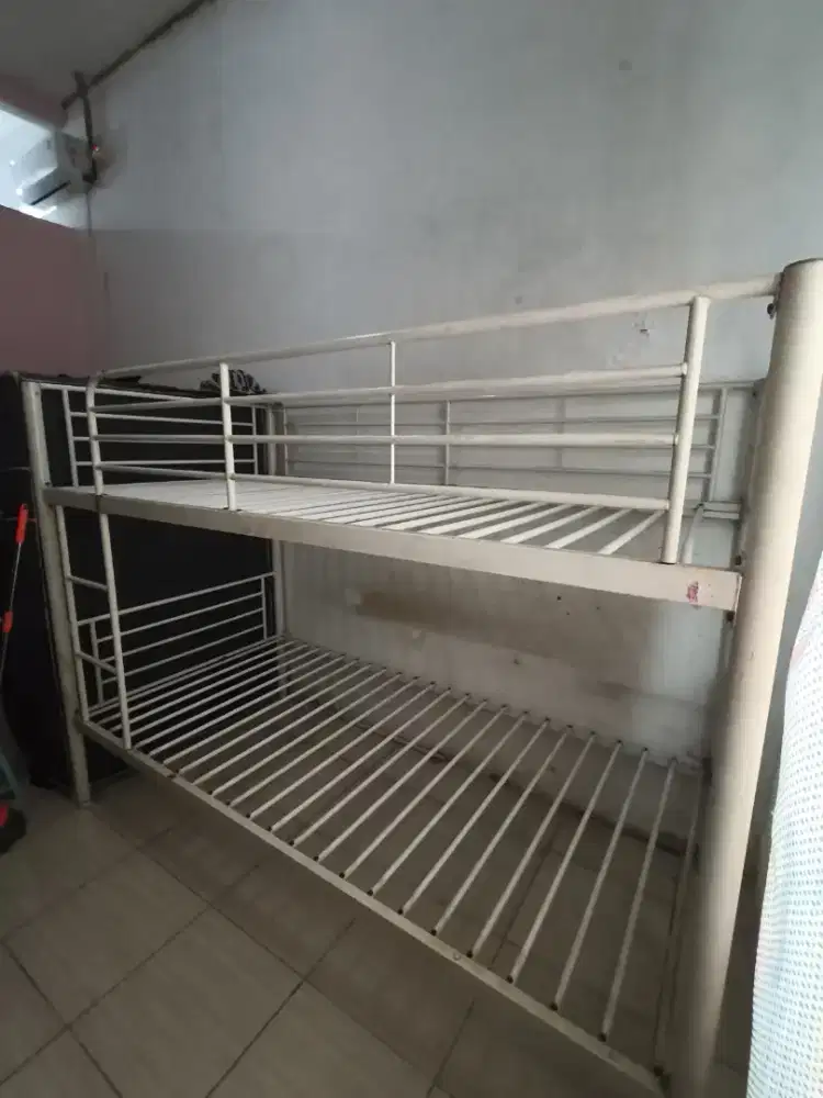 Jual Bed Tingkat dari Besi