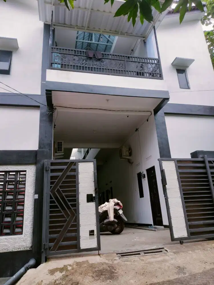 Dijual rumah kost full penghuni dua menit unnes gunung pati semarang