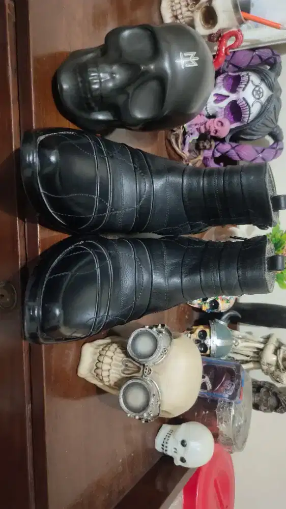 Sepatu Mark Nason Lifes Black