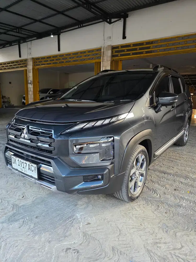 Xpander Cross 2024 Automatic Asli Bali Low Km