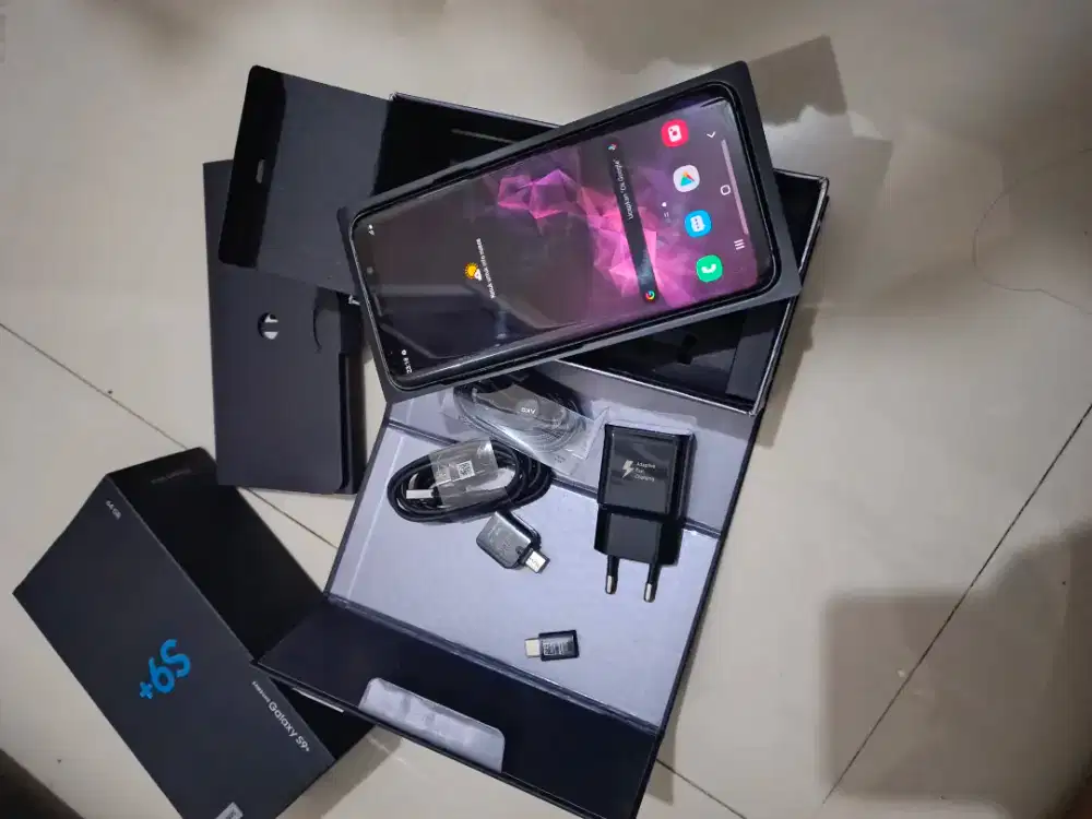 Samsung S9+ 6/256 Sein fullset mluss 90%, luntur cat bezel aja
