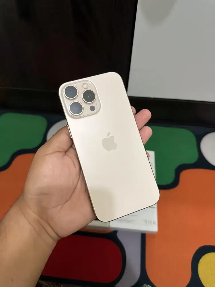iPhone 16 Pro Max 256Gb Alloperator ZP/A Set Original Bawaan