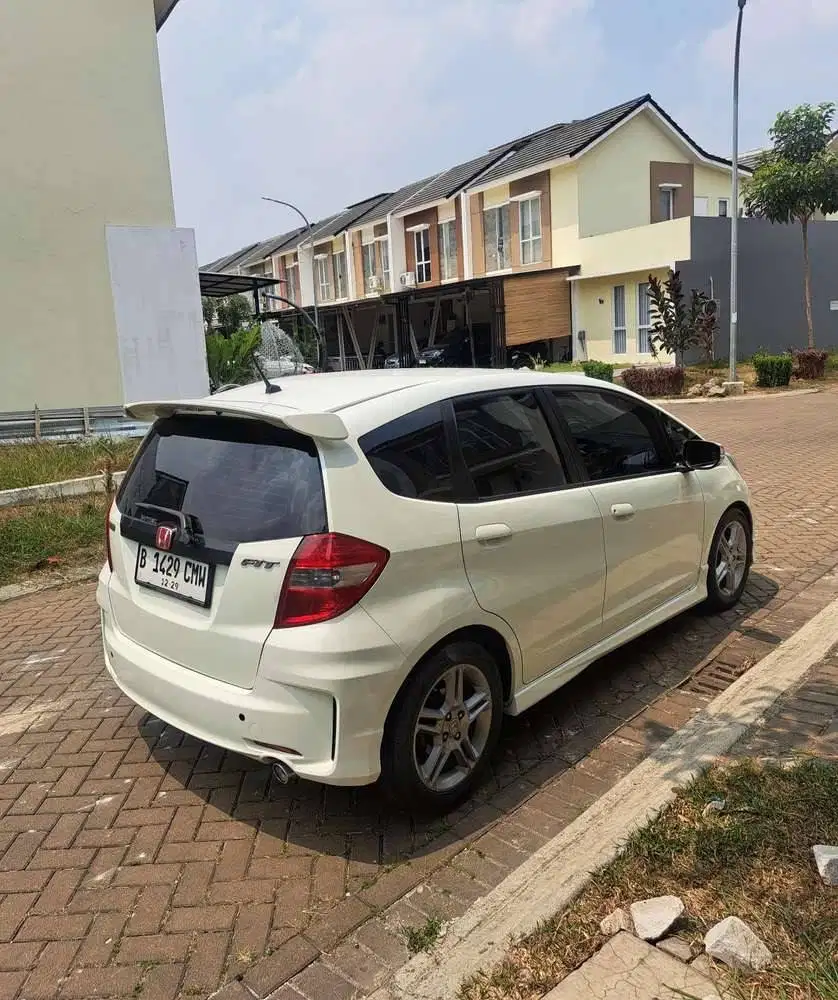 honda jazz (2011)