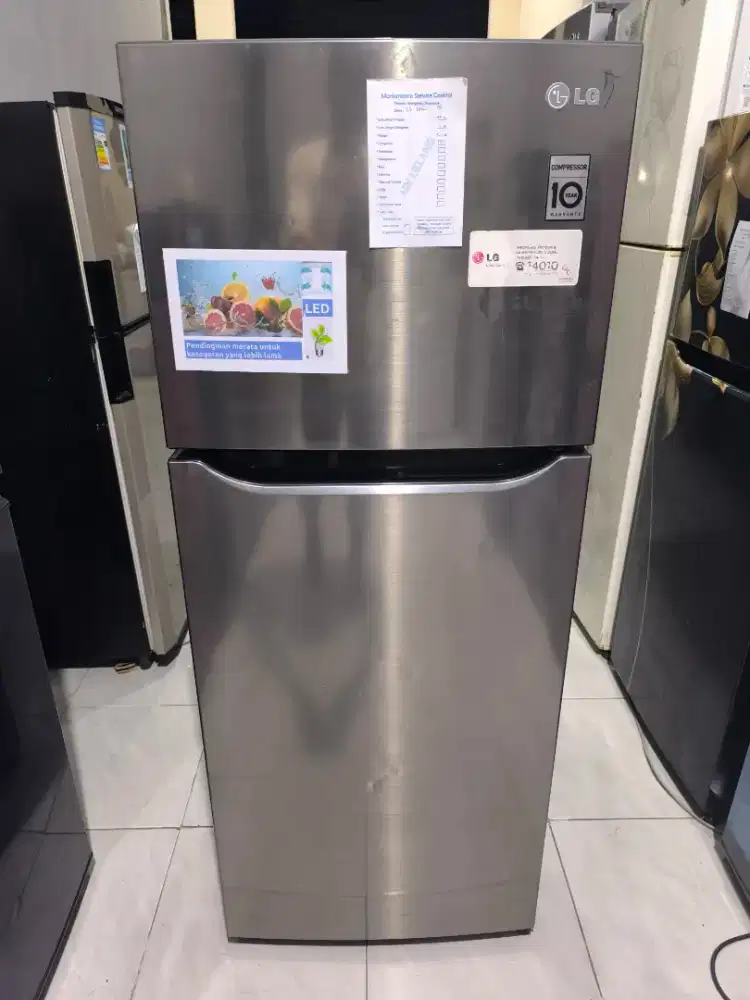 Kulkas 2 pintu LG 200