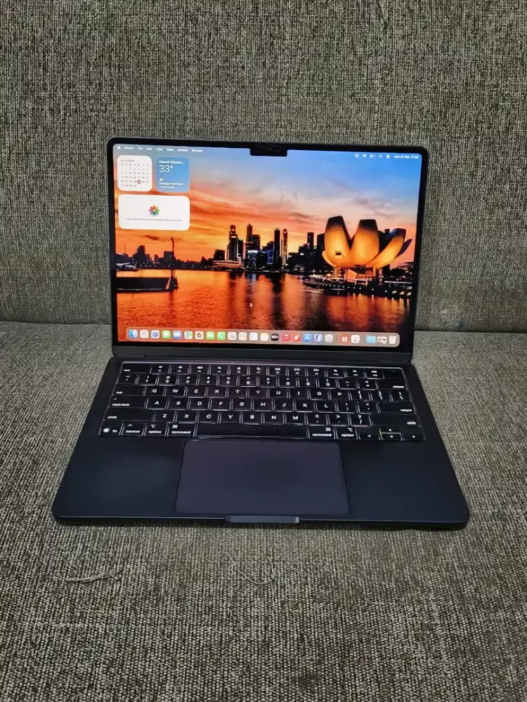 Jual macbook air M4 retina 13in 2025 ibox