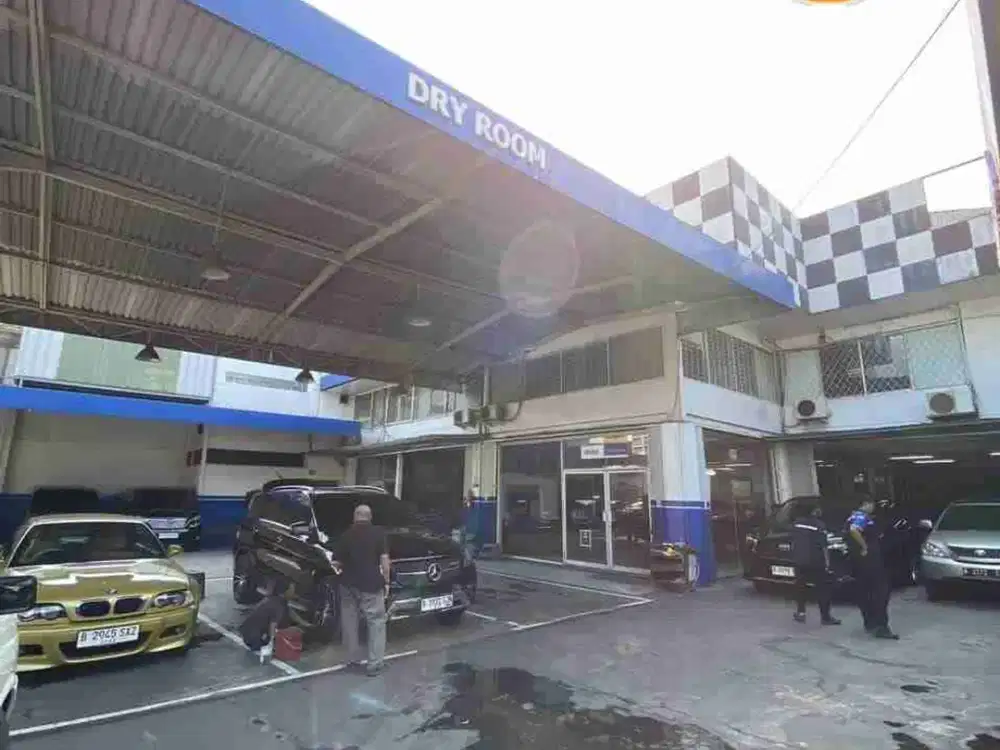 Tanah Kavling Disewakan
Free Bangunan Autoshop
Pinggir Jalan Raya
Row jalan 2 Truck / Trailer 40 feet
Bebas Banjir