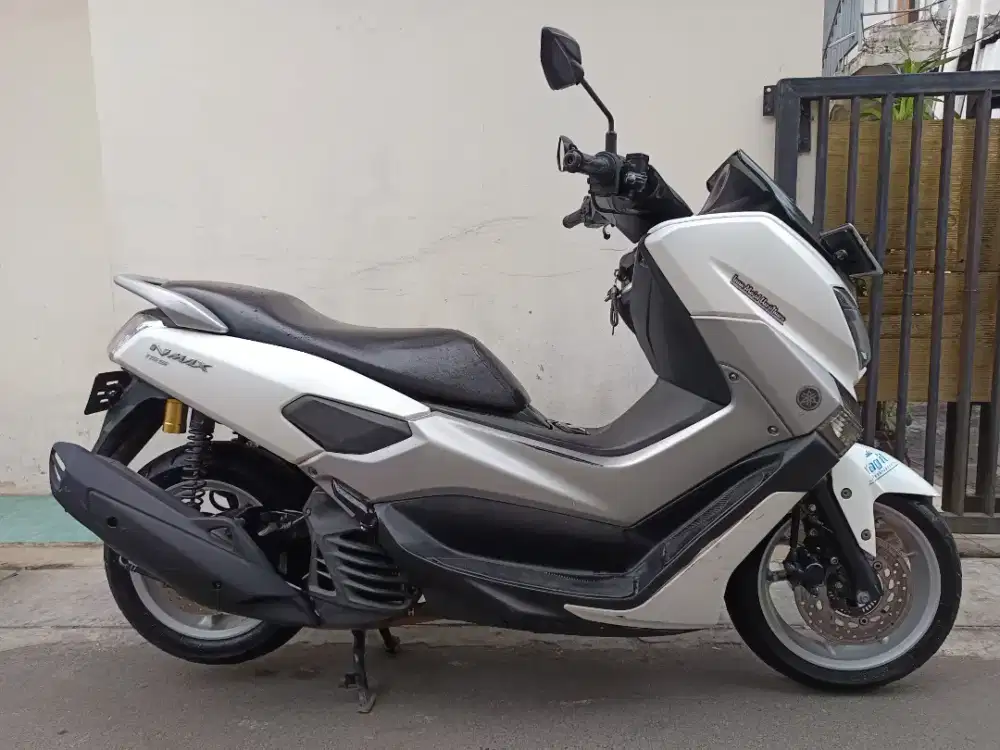 Yamaha nmax old non abs 2019 lengkap mesin halus