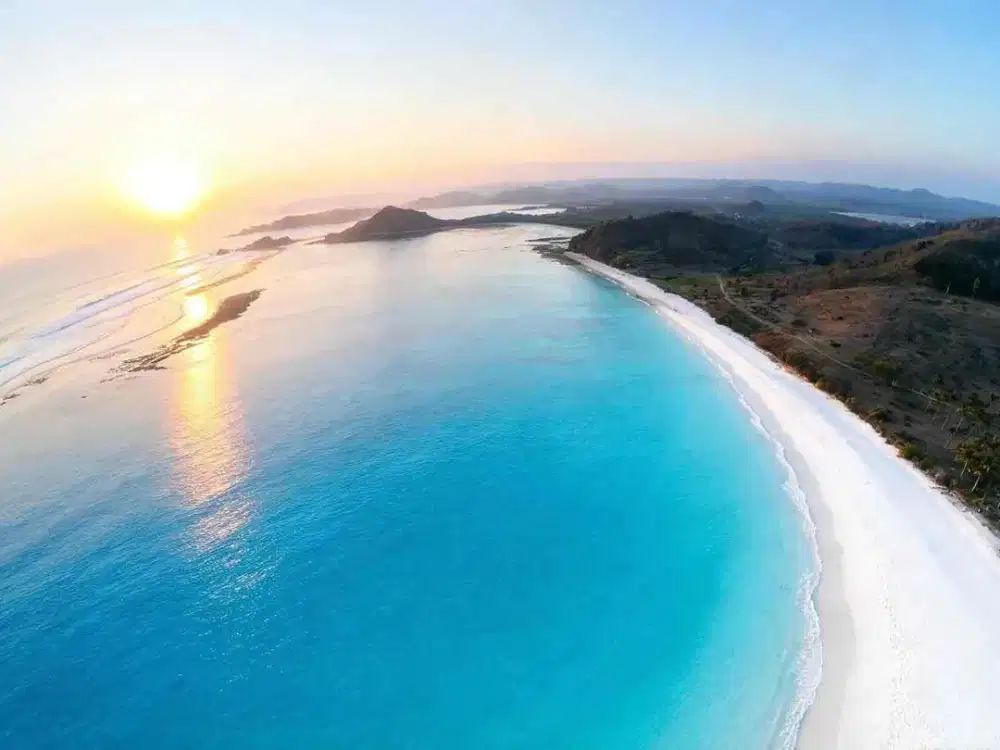 TANAH SHM PINGGIR PANTAI DI
KAWASAN MANDALIKA LOMBOK - LOKASI
LANGKA!