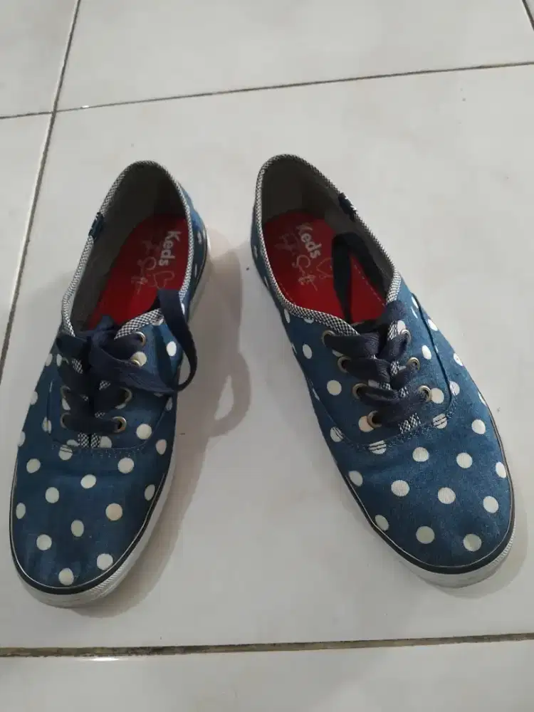 Dijual sepatu kets merk zraylor swift