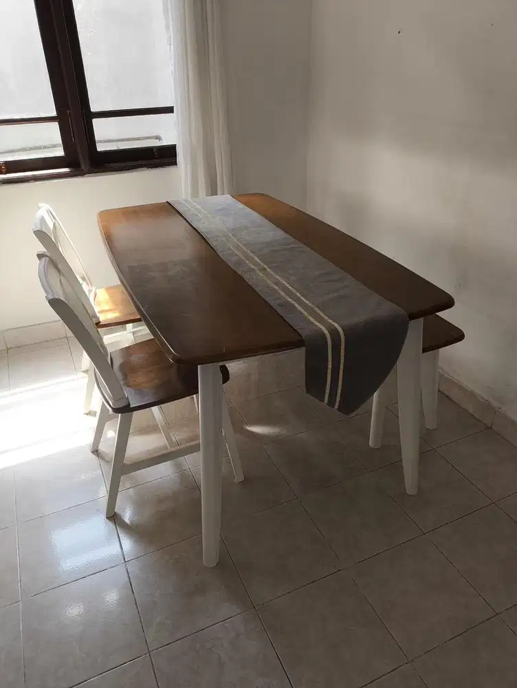 Yelets Set Meja Makan