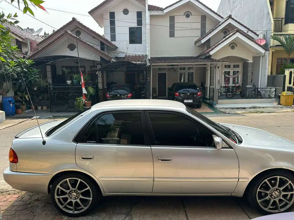 Toyota Corolla 2000 Bensin