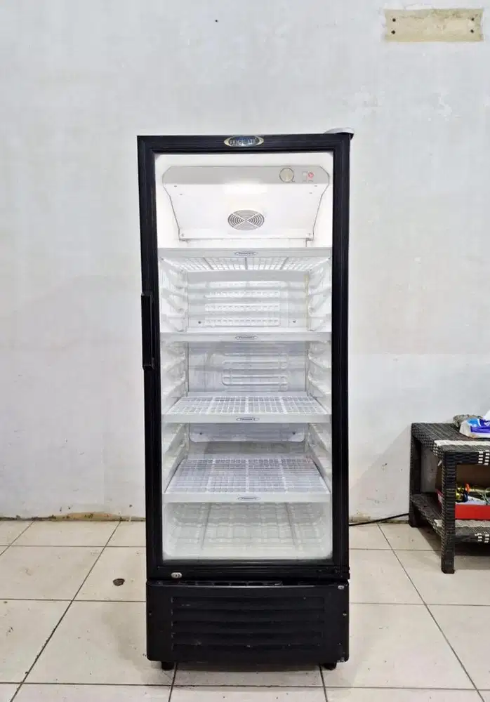 Jual showcase frigigate 4rak murah