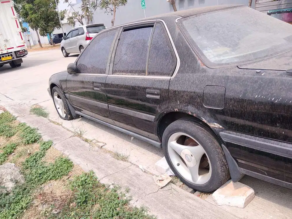 Honda Accord 1990 Bensin
