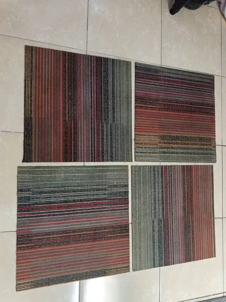 Jual Karpet kantor+karpet tile 50cmx50cm second berkualitas