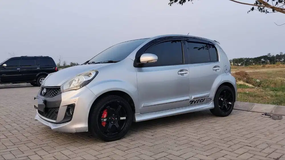 Daihatsu SIRION facelift, 2015 MT