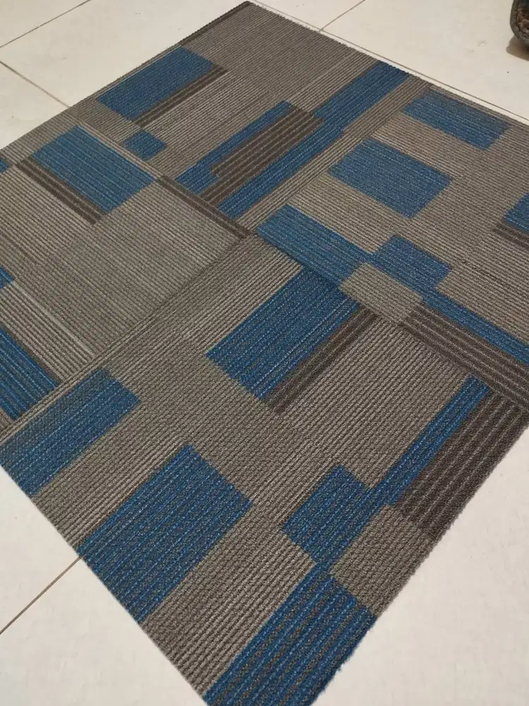 Karpet tile bekas 50cmx50cm kemayoran