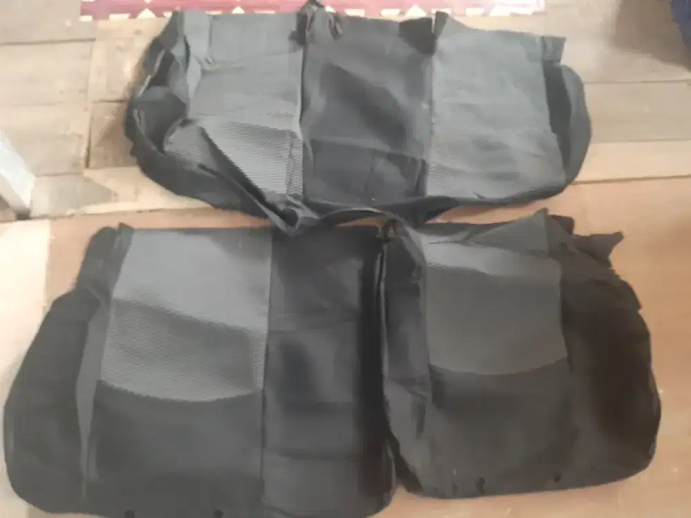 Sarung Jok Nissan March