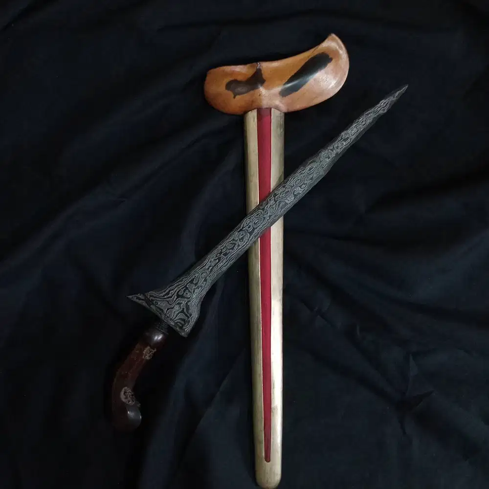 keris sepuh brojol pamor jung isi dunyo warangka kayu timoho