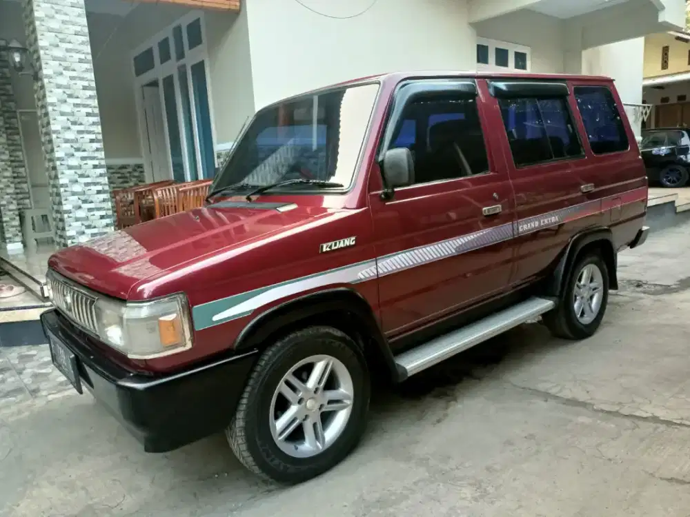 Toyota kijang grand extra short tahun 95