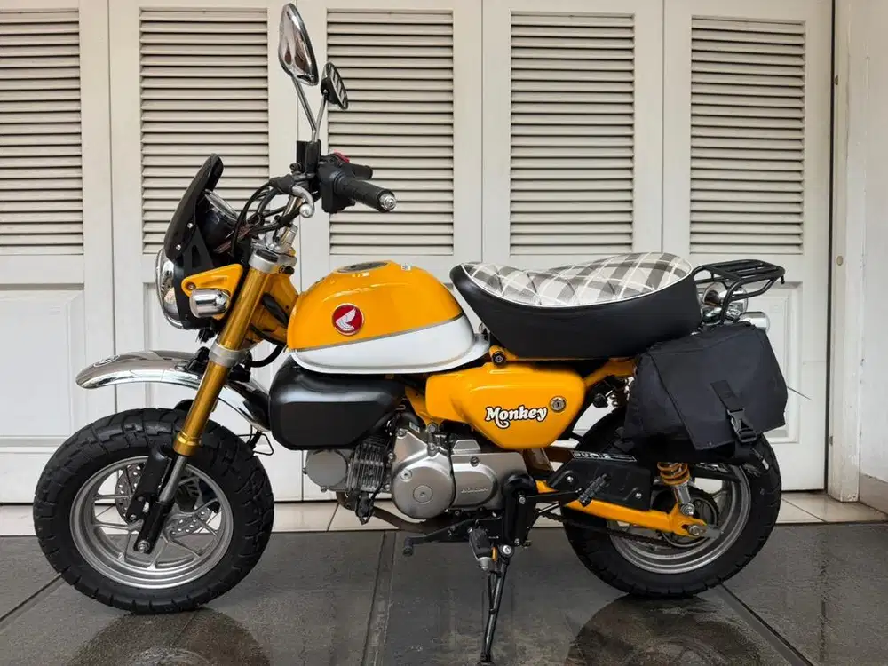 Honda Monkey Z125 2020 Banana Yellow