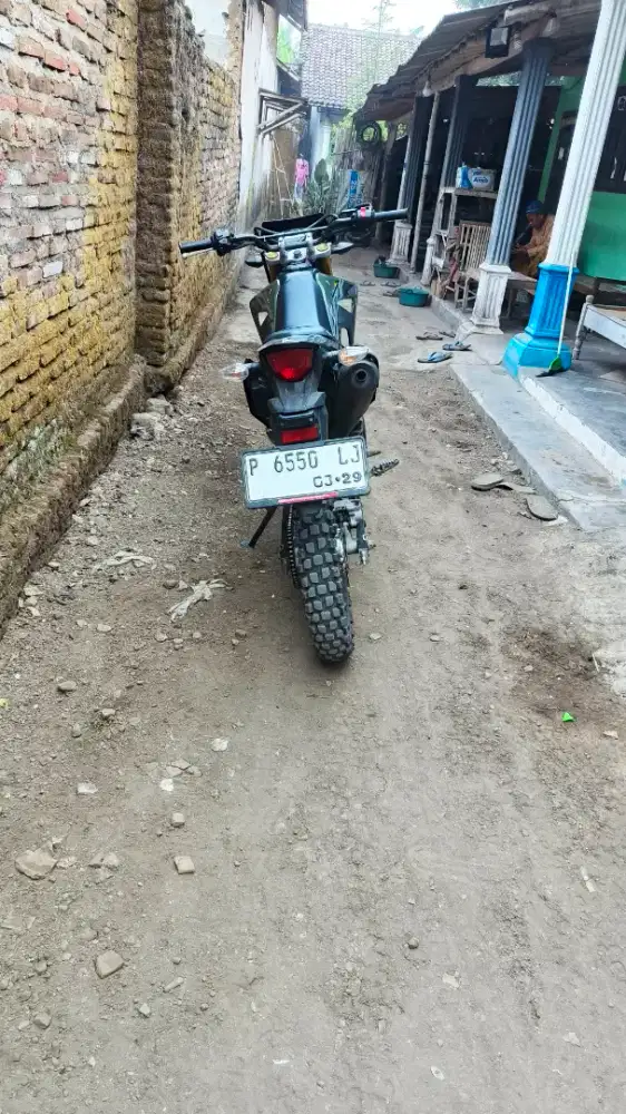 Sepeda Motor crf 2024