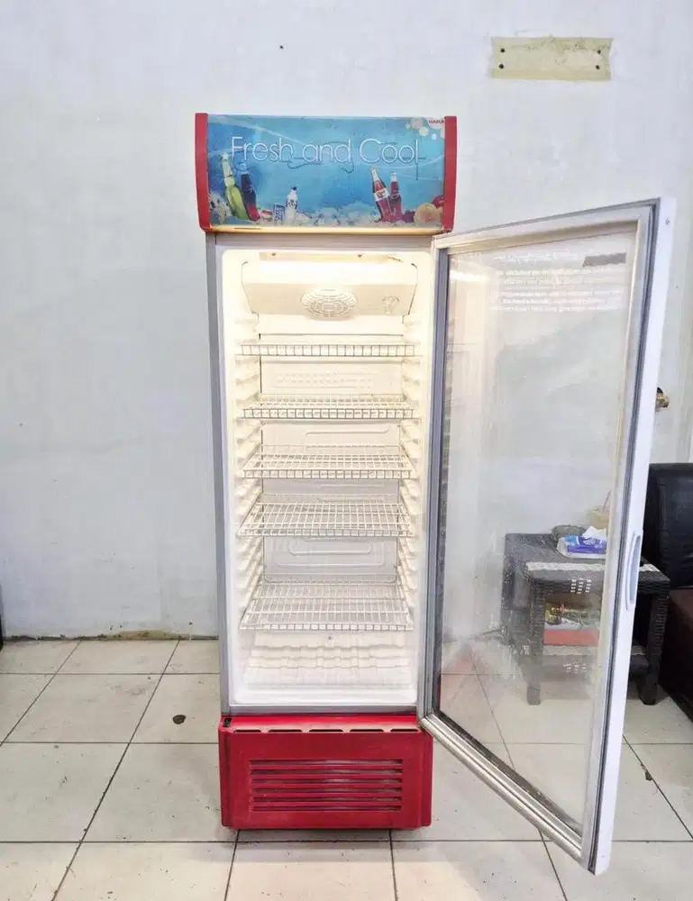 Jual showcase 5rak merk haika murah