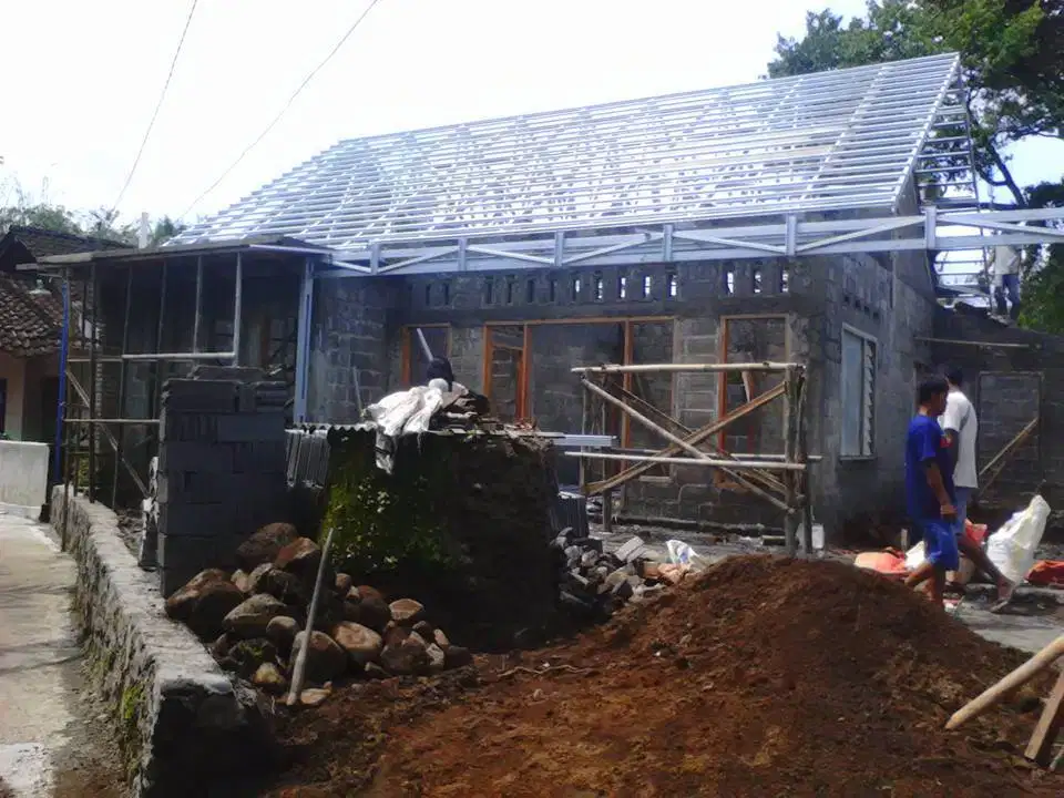 Baja Ringan TASO Ahlinya Renovasi Atap Rumah Anda Yg Lapuk