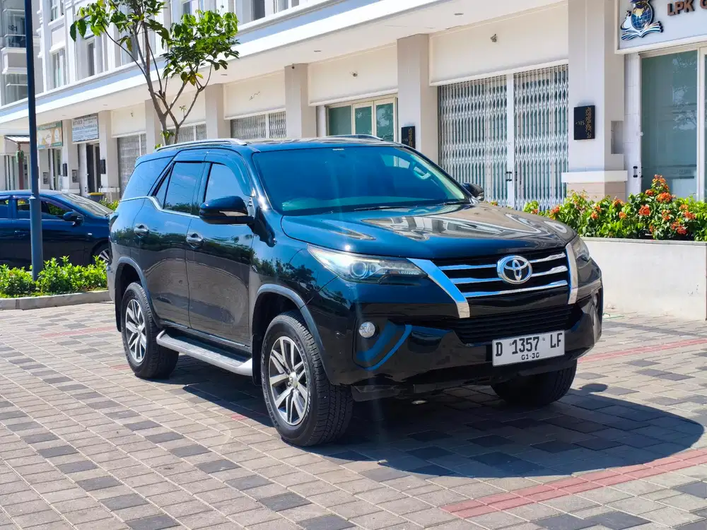 Fortuner VRZ Matic Diesel 2018 Hitam Dp 15Jt!