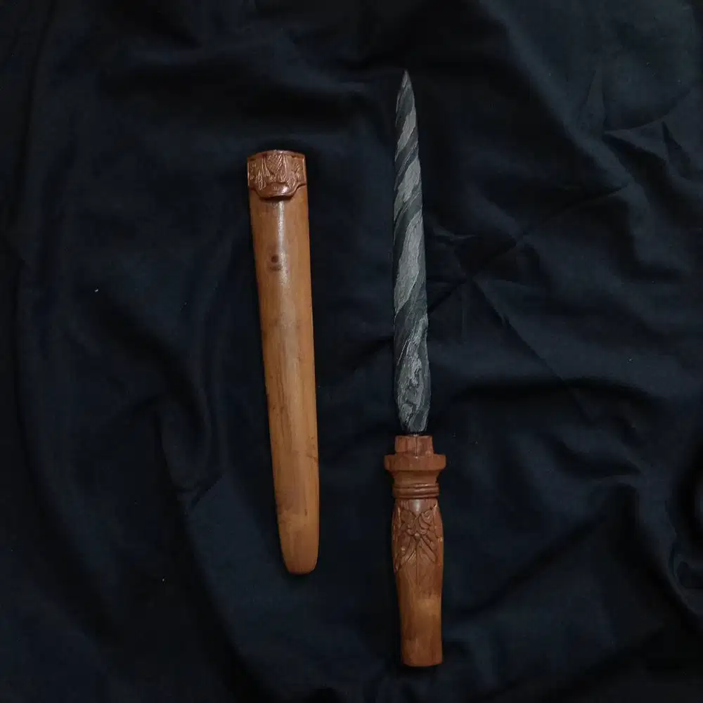 tombak sken sepuh pamor buntel myt warangka ukir