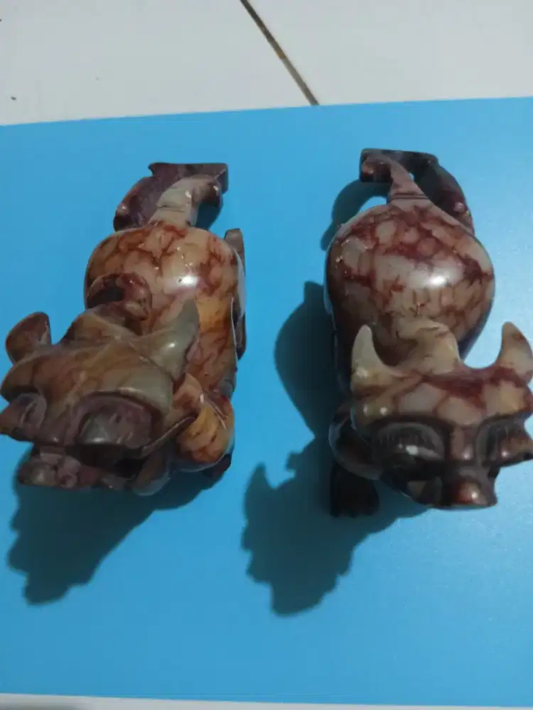 Batu Pixiu  Gambar Naga    ada 2  utk koleksi.