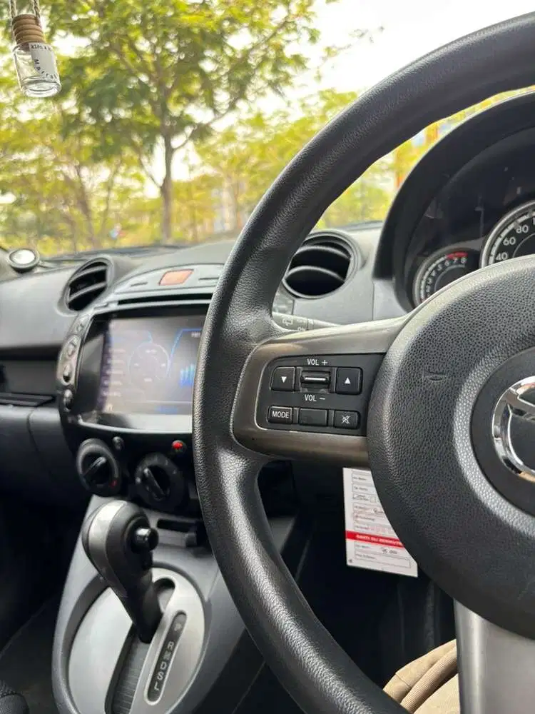 MAZDA 2 V MATIC 2013 KM 72 RIBU