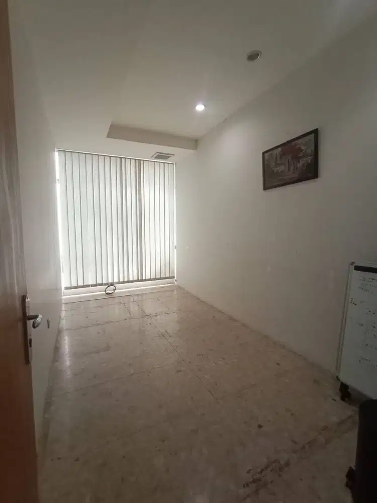 Disewa 1 unit Kantor  70m  siap huni